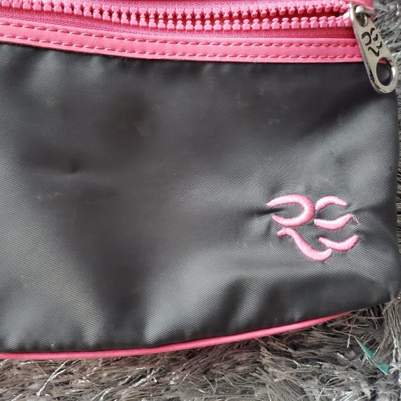 Rare Earth crossbody - Picture 7 of 10